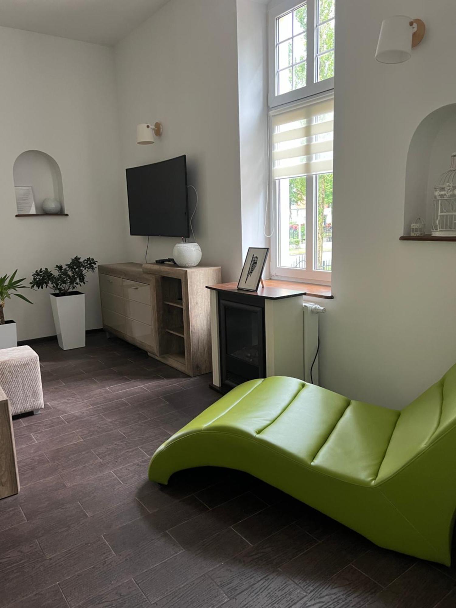Apartament Ptasie Radio Apartment Szczecinek Exterior foto